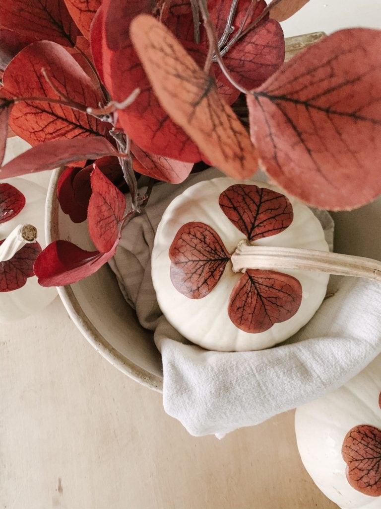 an easy and cheap fall mod podge pumpkin diy project